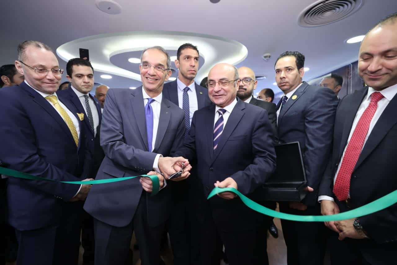 افتتاح أول فرع توثيق داخل مكتب شركة اتصالات مصر