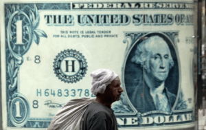 الدولار في السوق السوداء