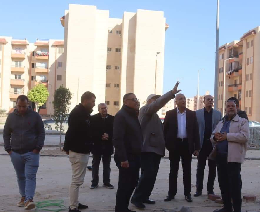 تفقدية لمسئولي " الإسكان " بوحدات المبادرة الرئاسية " سكن كل المصريين " بمدينة العاشر من رمضان