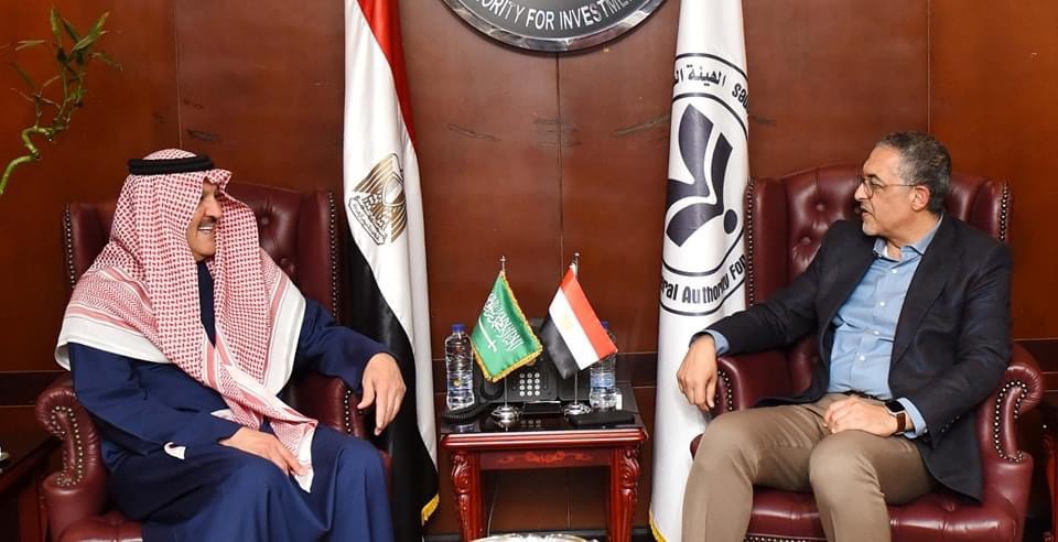 حسام هيبة والسفير السعودي أسامة نقلي يبحثان الخطط الاستثمارية السعودية في مصر