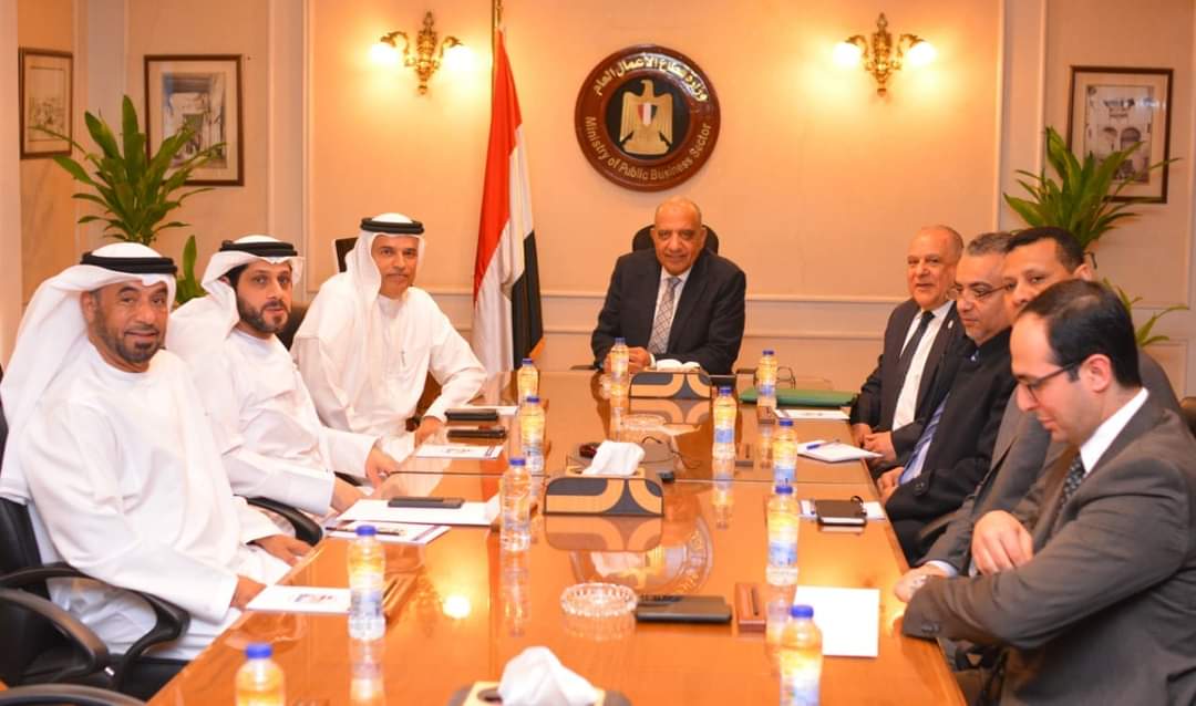 وزير قطاع الأعمال العام يستقبل الرئيس التنفيذي لـشركة "الإمارات العالمية للألمنيوم"