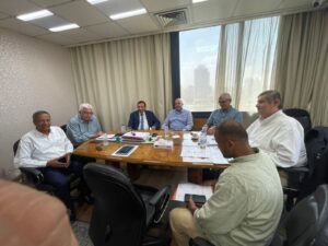 غرفة الصناعات الهندسية مع الصناعات الغذائية